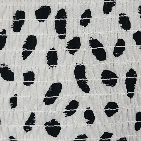 BAR III Women's Black & White Animal Printed Off-The-shoulder Smocked Fitted Top - Picture 10 of 10